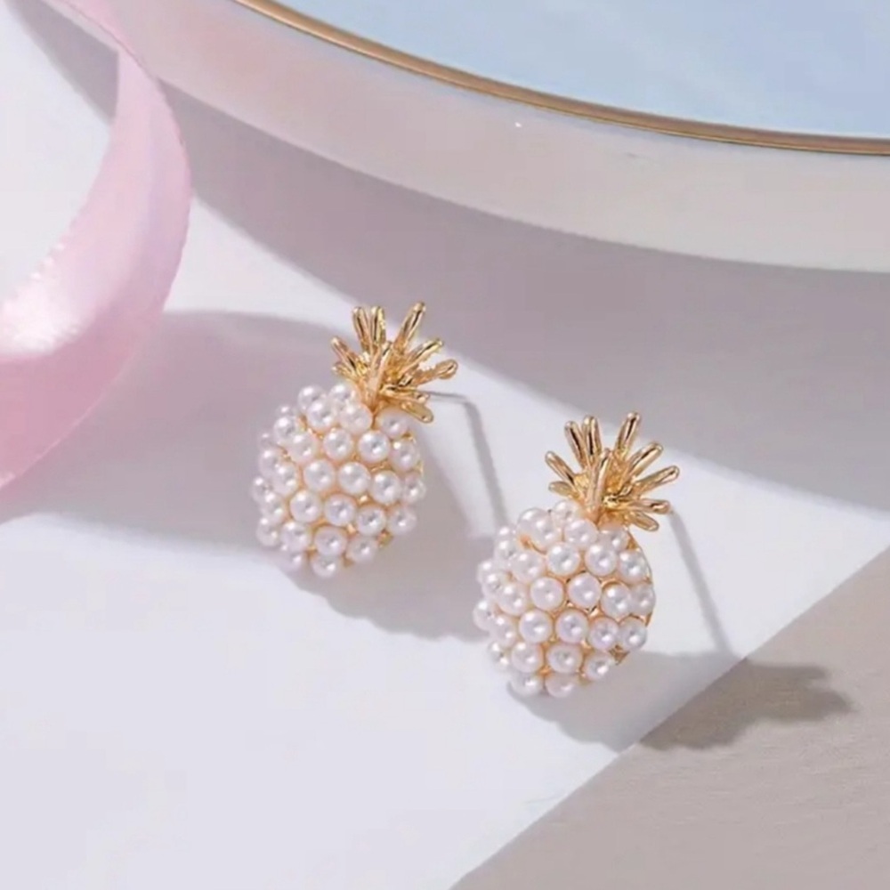 Gold Pineapple Pearl Earrings